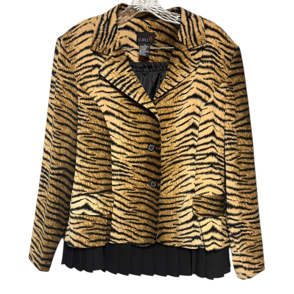 Scarlett 2-Piece Set Tiger Jacket Pleated Skirt Black Tan Beige 18